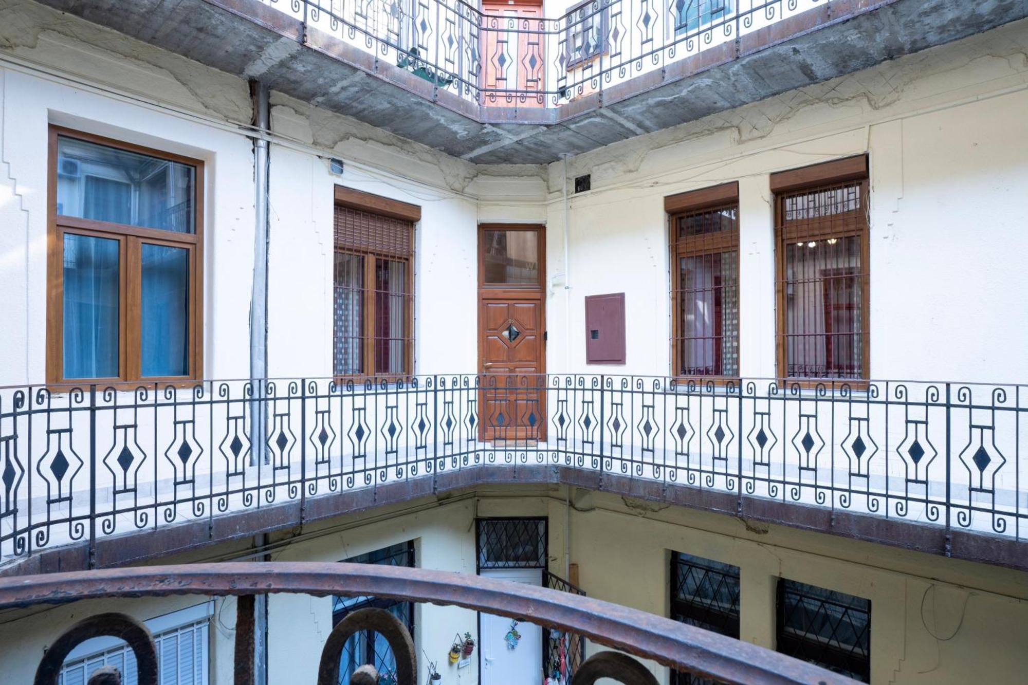 Apartment Near Opera In Downtown Budapest Eksteriør billede